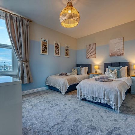2 Bedrooms Modern, Stunning & Stylish Contractor House, Prime Portsmouth Location With Free Parking Permit, Summer Special Offer!! - By Blue Puffin Stays Екстер'єр фото