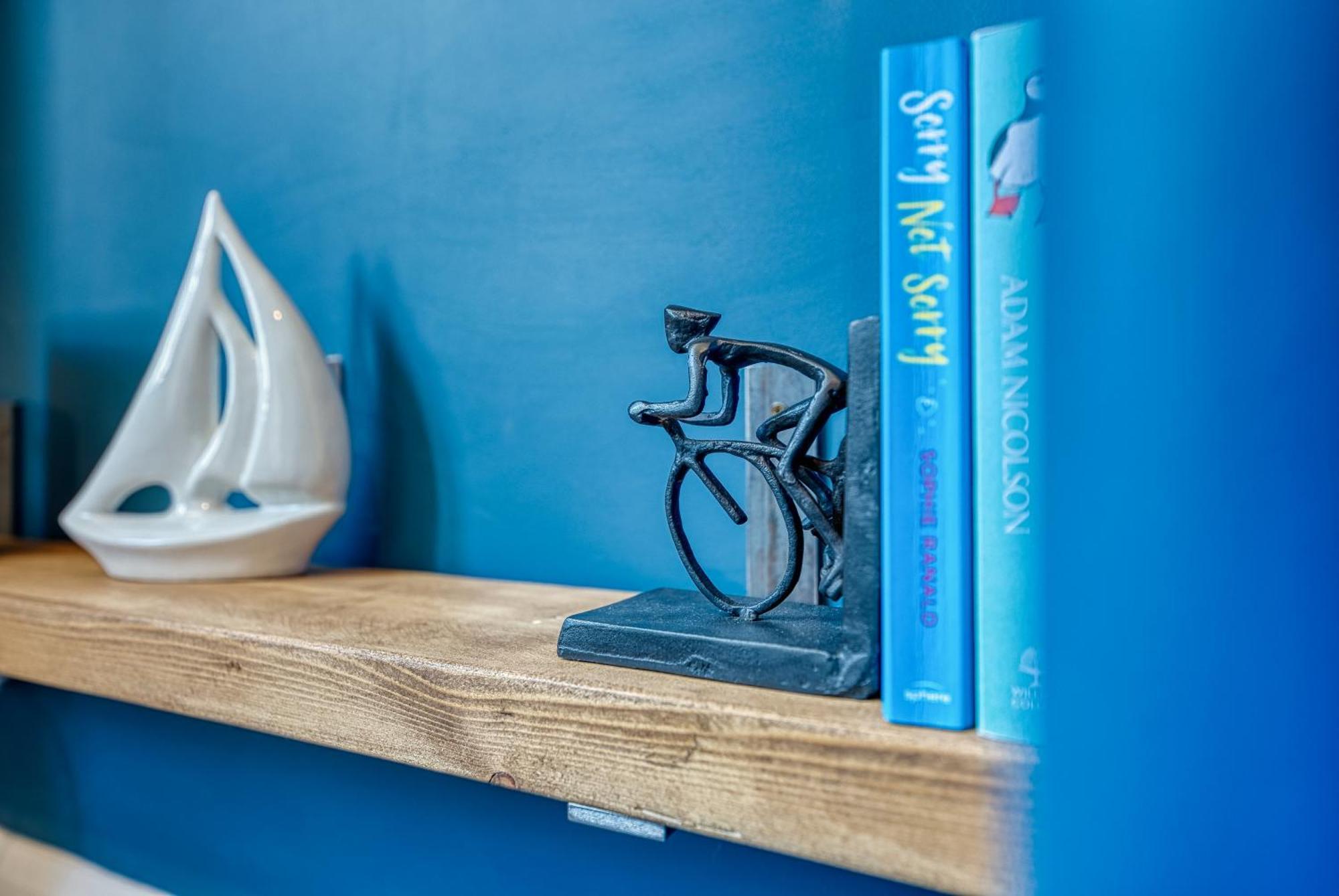 2 Bedrooms Modern, Stunning & Stylish Contractor House, Prime Portsmouth Location With Free Parking Permit, Summer Special Offer!! - By Blue Puffin Stays Екстер'єр фото