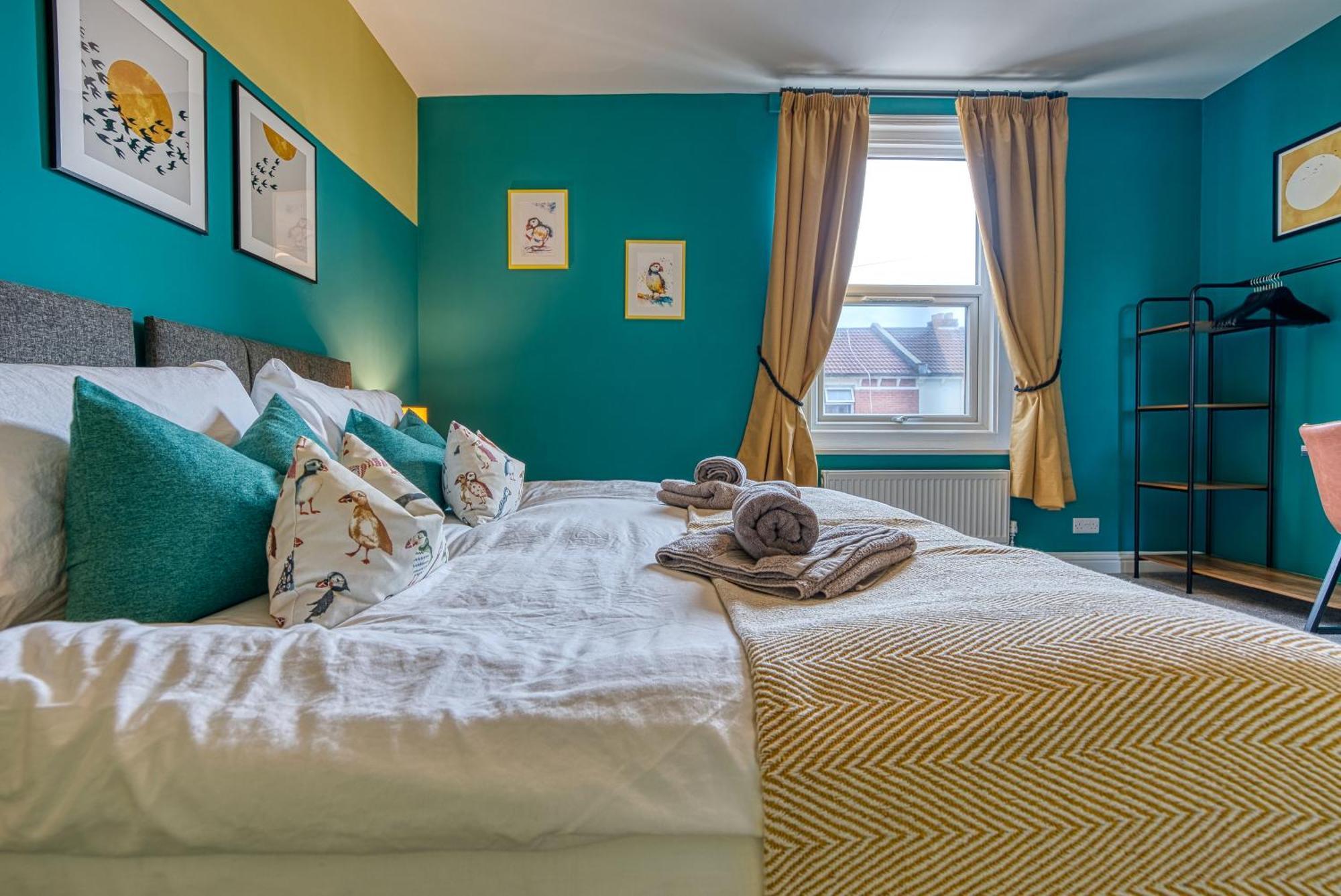 2 Bedrooms Modern, Stunning & Stylish Contractor House, Prime Portsmouth Location With Free Parking Permit, Summer Special Offer!! - By Blue Puffin Stays Екстер'єр фото
