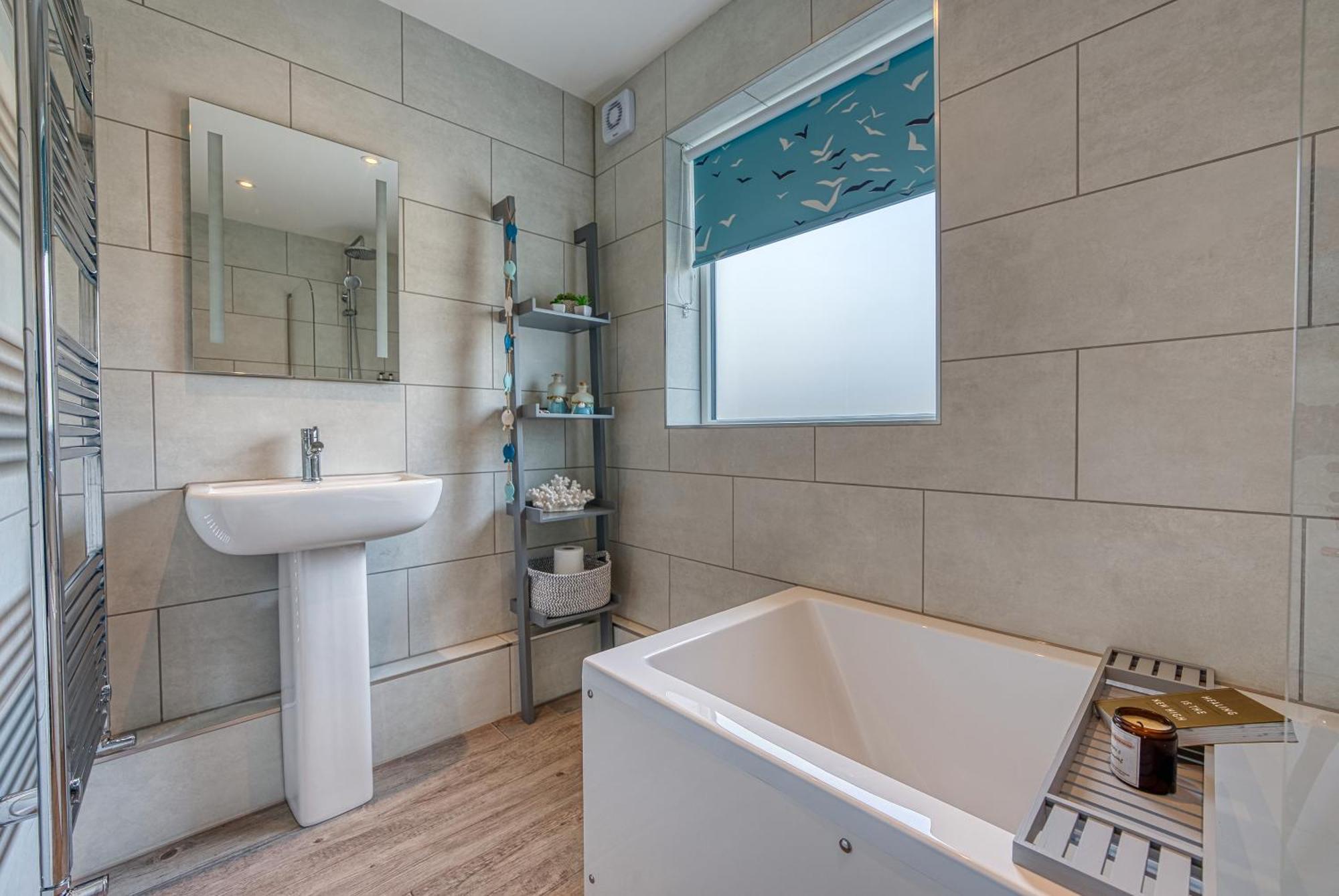 2 Bedrooms Modern, Stunning & Stylish Contractor House, Prime Portsmouth Location With Free Parking Permit, Summer Special Offer!! - By Blue Puffin Stays Екстер'єр фото